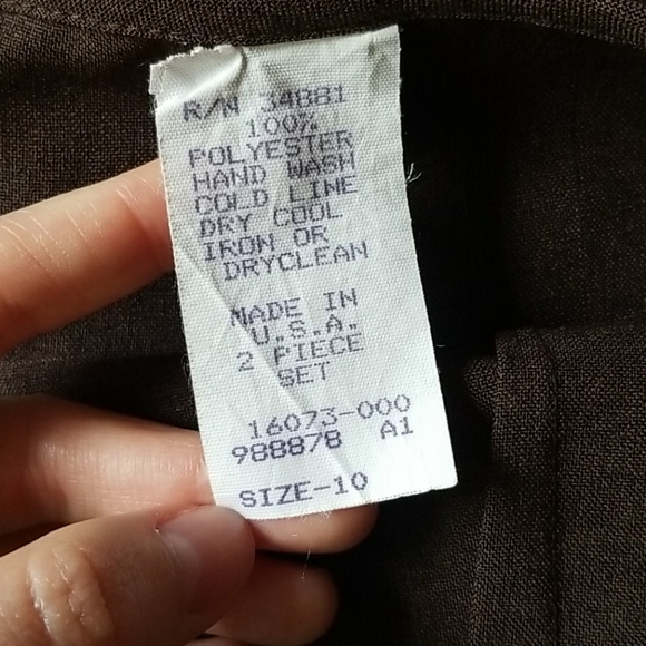 Brown Career Suit with Skirt- 2 pieces - Picture 4 of 4